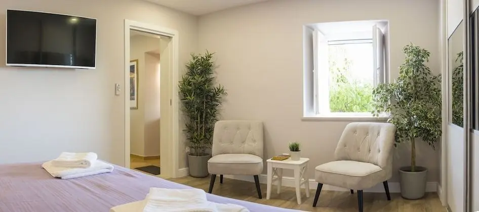 Stüdyo, Deniz Manzaralı