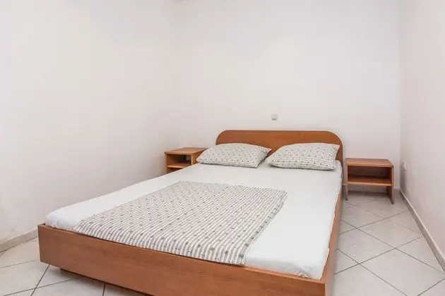Basic Apartment A1