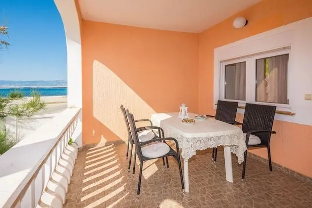 Basic Apartment A1