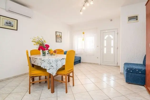 Classic Apartment A2