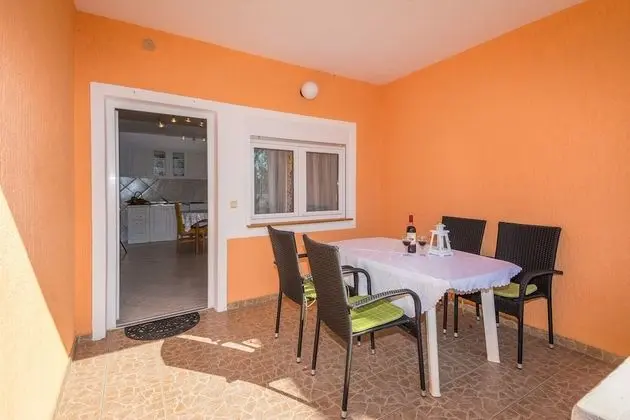 Classic Apartment A2