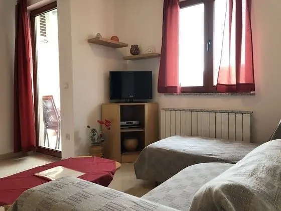 Comfort Apart Daire, Avlu Manzaralı