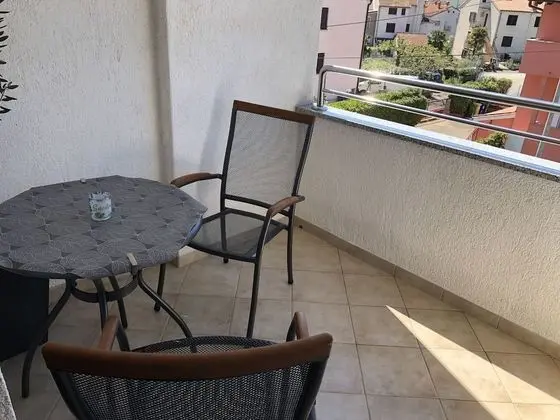 Comfort Apart Daire, Avlu Manzaralı