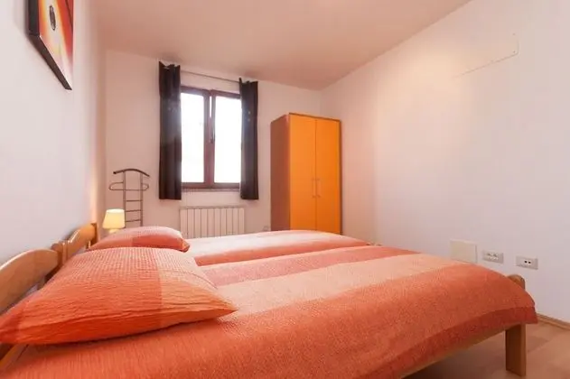 Comfort Apart Daire, Bahçe Manzaralı