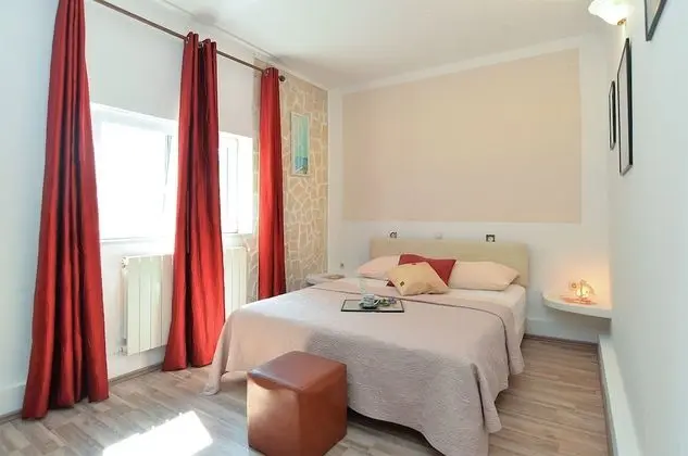 Apart Daire, 3 Yatak Odası (1008/3316)