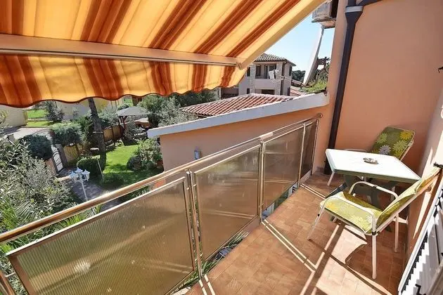 Basic Daire, 2 Yatak Odası, Bahçe Manzaralı