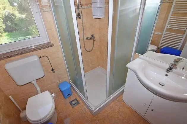 Basic Daire, 2 Yatak Odası, Bahçe Manzaralı