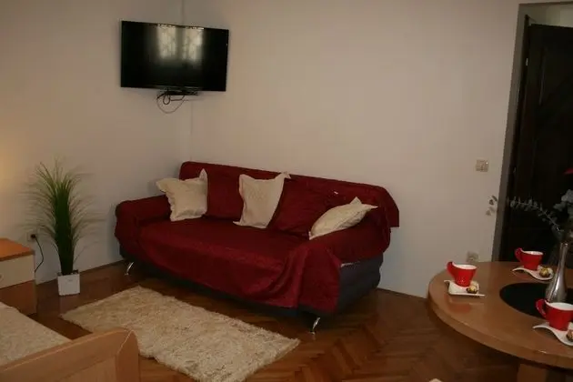 Stüdyo, 1 Büyük (Queen) Boy Yatak ve Çekyat