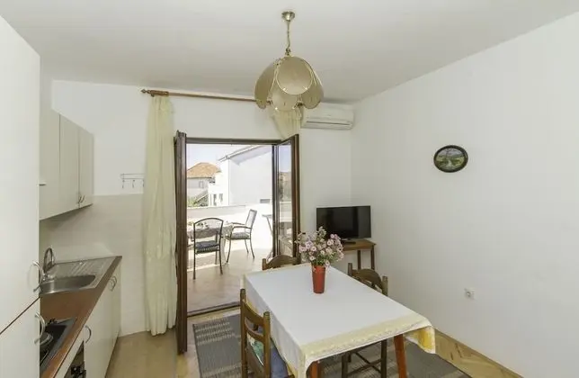 Classic Apart Daire, 1 Yatak Odası, Bahçe Manzaralı