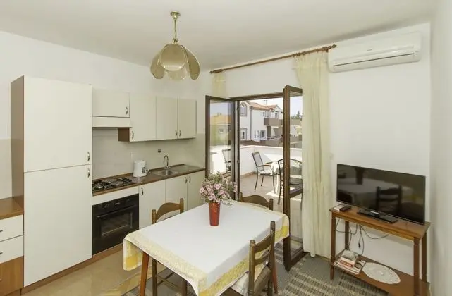 Classic Apart Daire, 1 Yatak Odası, Bahçe Manzaralı