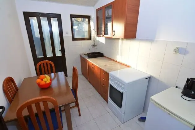 Apart Daire, 1 Yatak Odası, Teras, Bahçeli