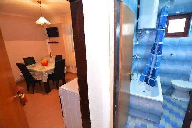 Apart Daire, 2 Yatak Odası, Avlu