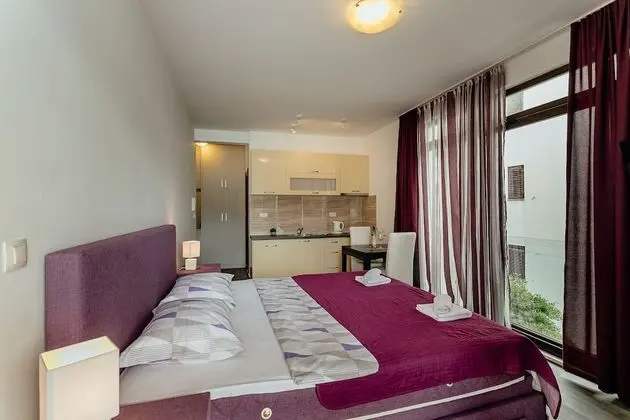 Stüdyo, Deniz Manzaralı