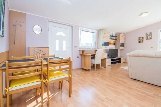 Family Apartment (A3)