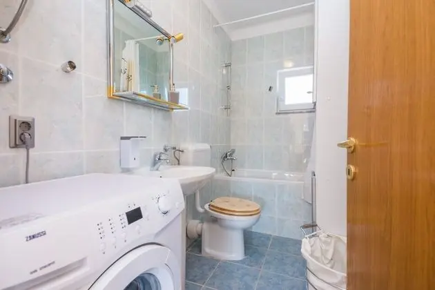 Family Apartment (A3)