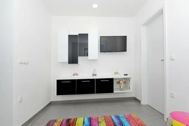 Apart Daire, Birden Çok Yatak, Sigara İçilmez, Havuz Manzaralı