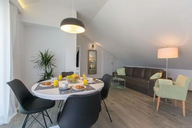 Apart Daire, Deniz Manzaralı