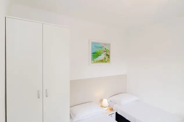 Tek Büyük Yataklı Oda (Twin or Double Room with Terrace)