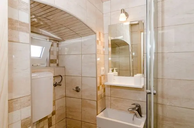 Tek Büyük Yataklı Oda (Twin or Double Room with Terrace)