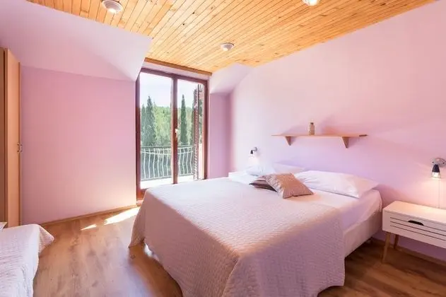 Apart Daire, 1 Yatak Odası, Balkon, Park Manzaralı (4+1)