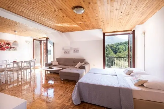 Apart Daire, 3 Yatak Odası, Teras, Park Manzaralı (8+1)