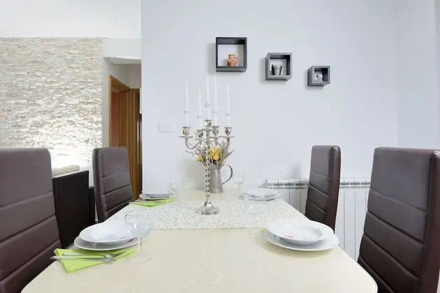 Apart Daire, 2 Yatak Odası, Balkon, Deniz Manzaralı