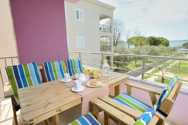 Apart Daire, 2 Yatak Odası, Balkon, Deniz Manzaralı