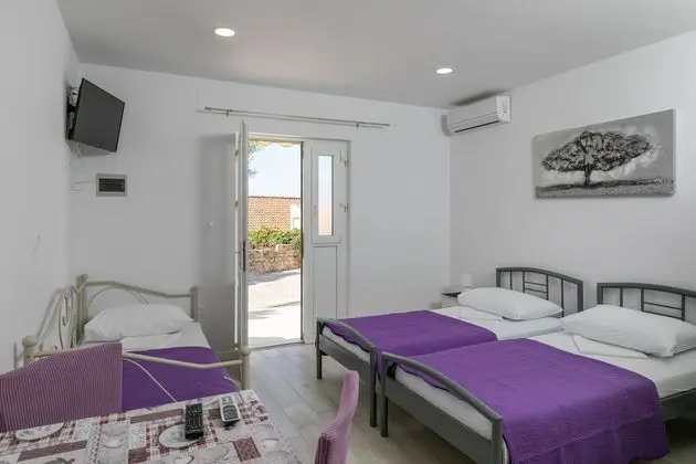 Stüdyo (Studio)