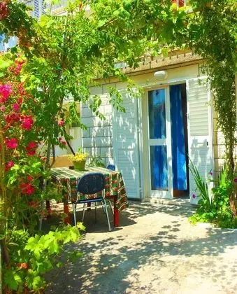 Stüdyo, 1 Büyük (Queen) Boy Yatak ve Çekyat, Veranda