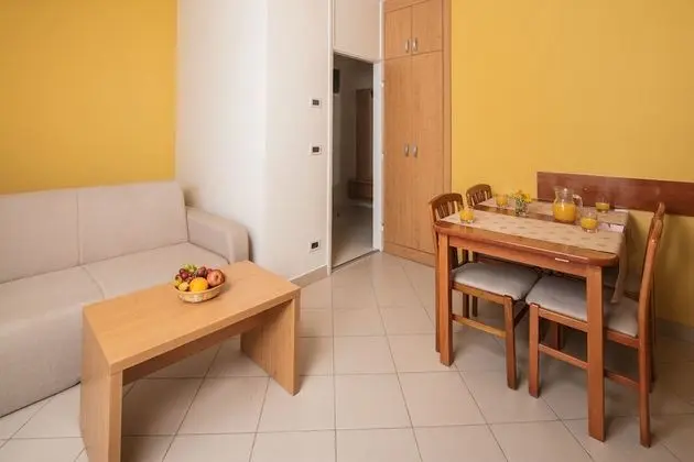 Classic apartment for 2+2 persons