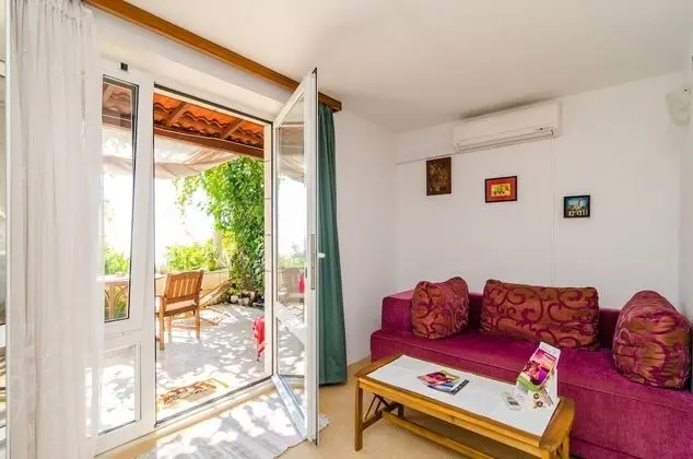 Standard Stüdyo, Teras