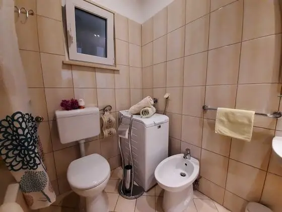 Standard Apart Daire, 2 Yatak Odası, Teras, Deniz Manzaralı