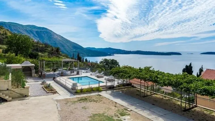 Apart Daire (Apartments Klis -Two-Bedroom Apartmen)