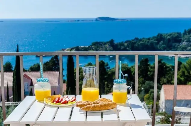 Apart Daire (One Bedroom Apartment with Balcony)