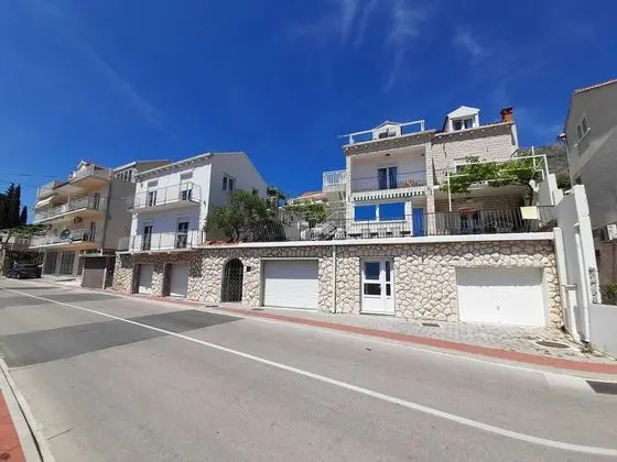 Apart Daire (Two Bedroom Apartment with Balcony)