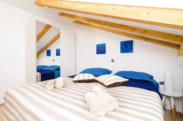 Apart Daire (Two Bedroom Apartment with Balcony)