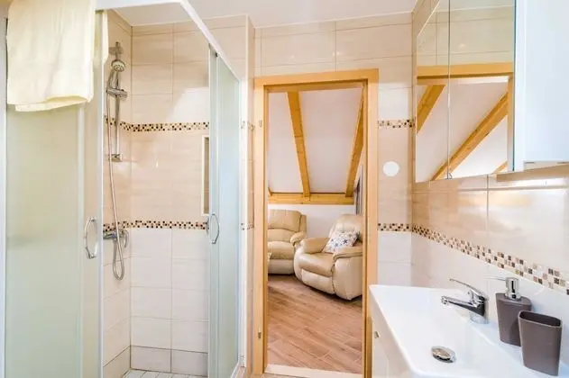 Apart Daire (Two Bedroom Apartment with Balcony)