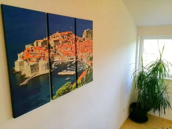 Apart Daire (Two Bedroom Apartment with Balcony an)