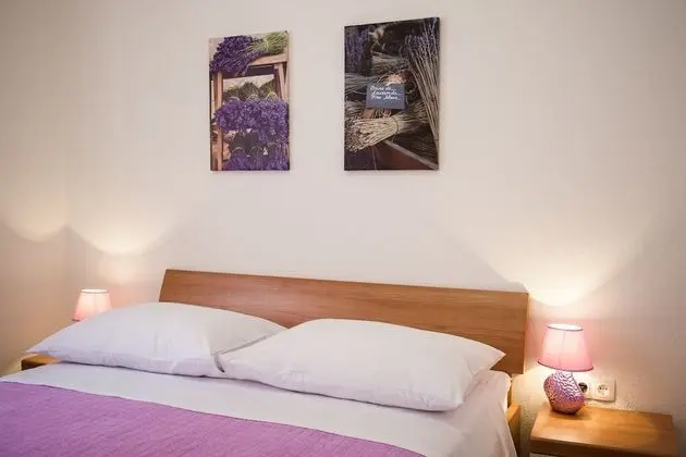 Apart Daire, 2 Yatak Odası, Teras, Bahçeli