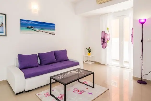 Apart Daire, 2 Yatak Odası, Teras, Bahçeli