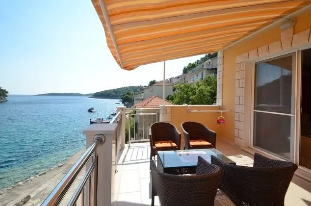 Apart Daire (Two Bedroom Apartment with Terrace)