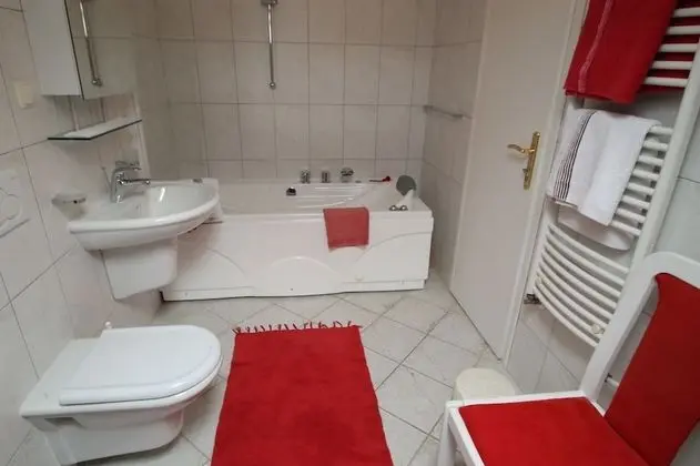 Apart Daire, Deniz Manzaralı