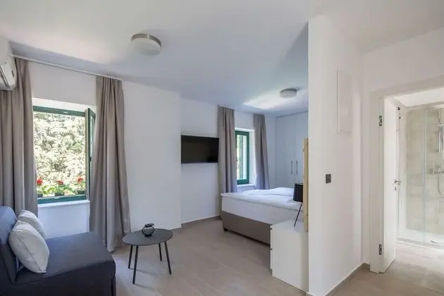 Stüdyo Süit, Balkon, Avlu Manzaralı