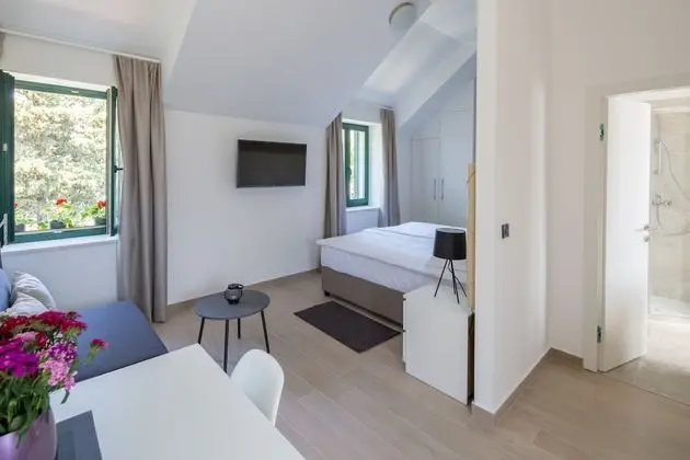 Stüdyo Süit, Balkon, Avlu Manzaralı