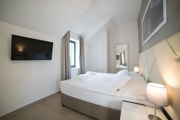 Stüdyo Süit, Balkon, Avlu Manzaralı