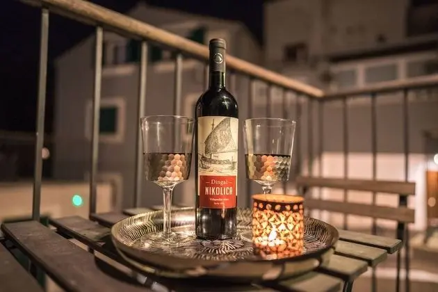 Stüdyo Süit, Balkon, Avlu Manzaralı