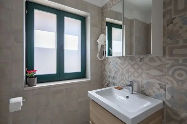 Stüdyo Süit, Balkon, Avlu Manzaralı