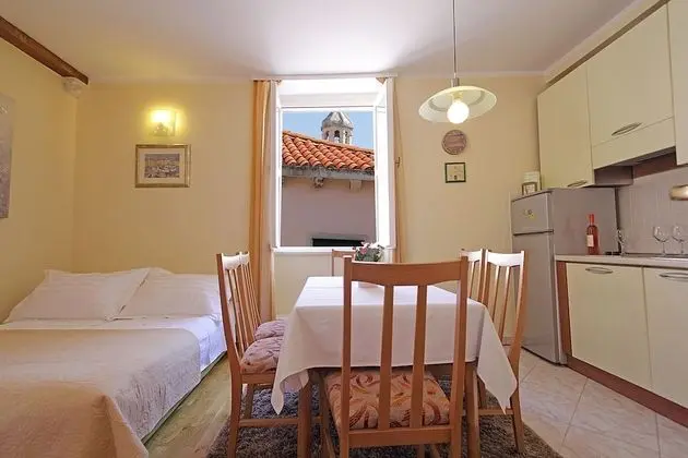 Apart Daire, 1 Yatak Odası (1)