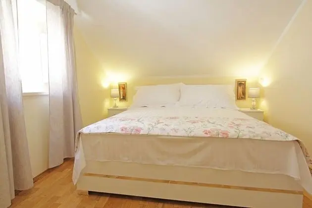 Apart Daire, 2 Yatak Odası (2)