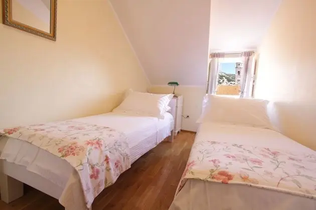 Apart Daire, 2 Yatak Odası (2)